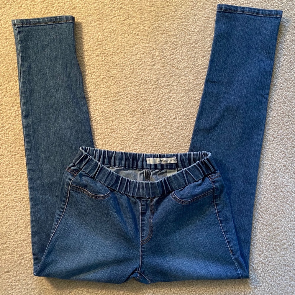 Get The Skinny! DKNY Denim Jeggings